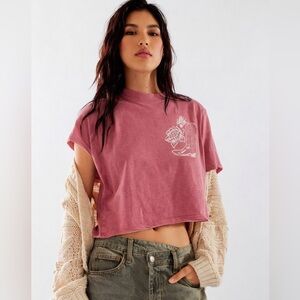 Ariat Rosy Pink Boxy Crop Tee Western Graphic Size S NWOT